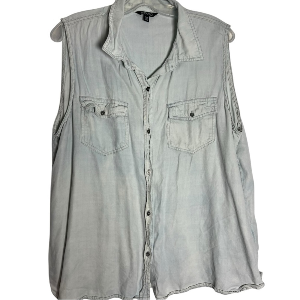 Buffalo David Bitton Light Blue Sleeveless Button-Down Shirt - Picture 2 of 5